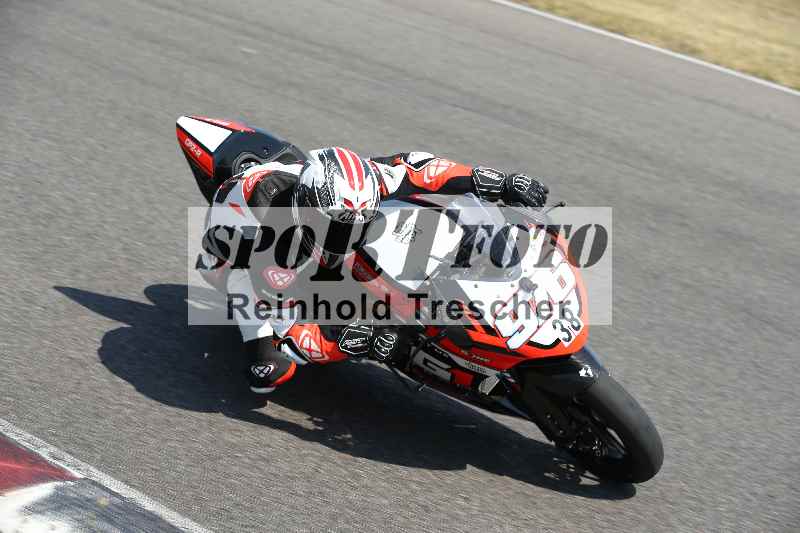 /Archiv-2023/28 05.06.2023 Moto Club Anneau du Rhin/rouge-expert/38